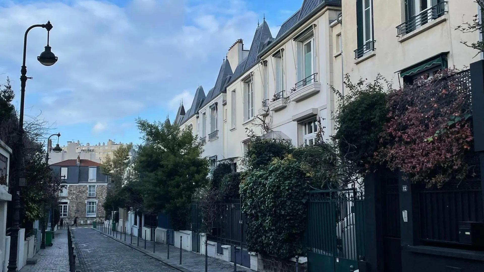 Appartement For 2 With Balcony In *