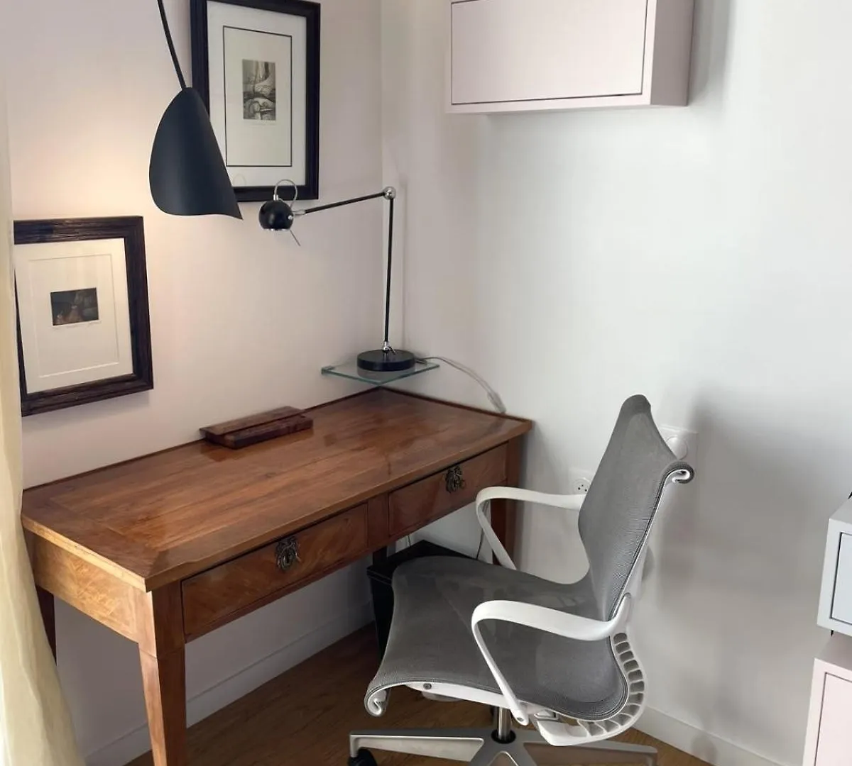 Appartement For 2 With Balcony In *